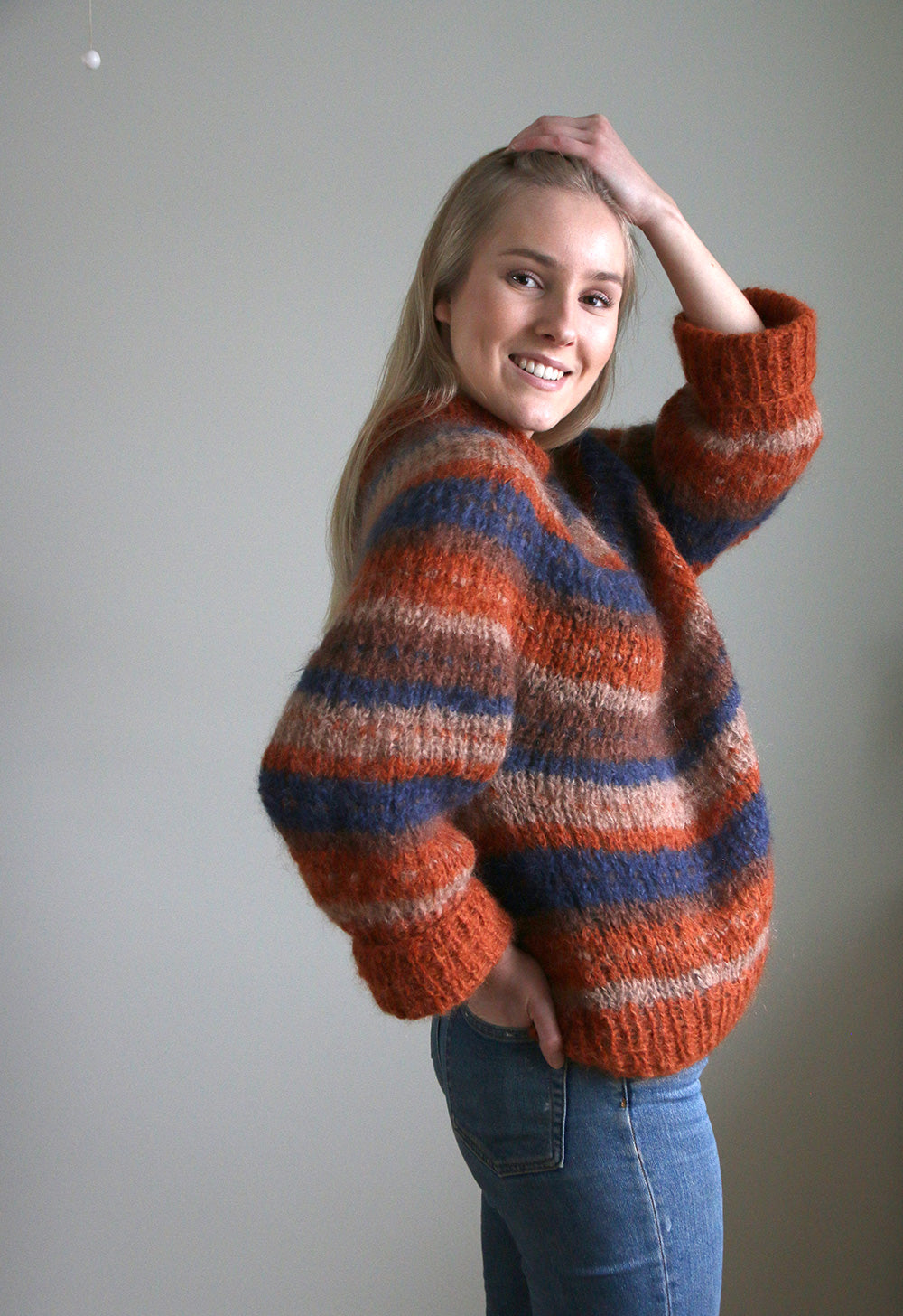 Flea Sweater Fuzzy – ANNARKIV