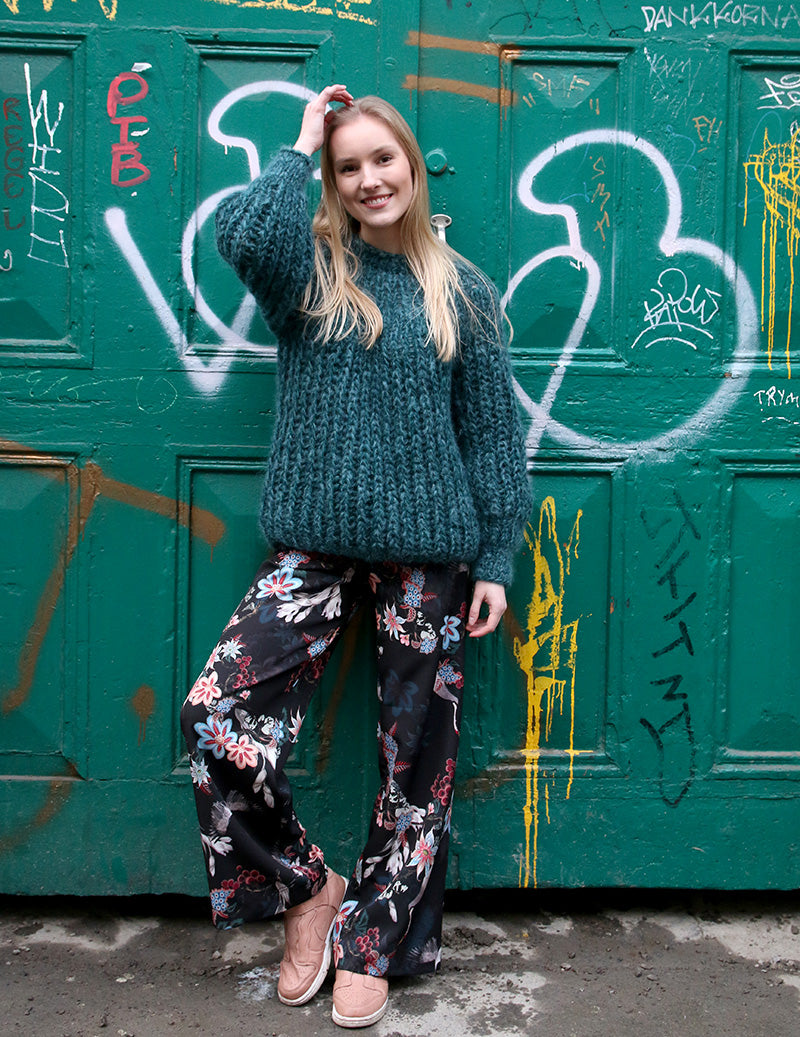 Xania Cropped
